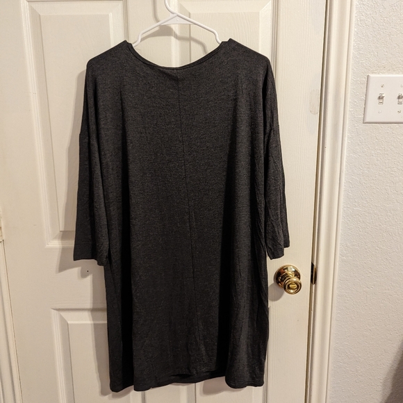 ✨3/$15✨ Zenana Outfitters Women's Top - Picture 5 of 7